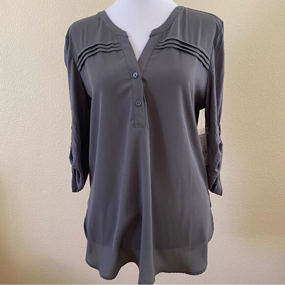 Soho New York & Company Women’s 3/4" Sleeves V-Neck Blouse Gray Size M NWT - Picture 7 of 7